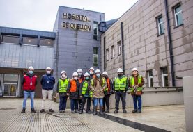 Dirigentes sociales visitan el Nuevo Hospital de Quellón
