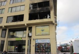 Puerto Montt: incendio afecta a histórica radio Reloncavi