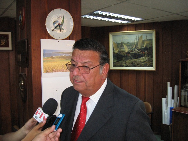 Senador Quinteros pide no declarar reineta como “especie altamente migratoria”