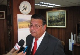 Senador Quinteros acusa excesiva demora en solución a hundimiento de buque salmonero en Chiloé