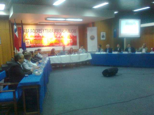 Puerto Montt: esta mañana candidatos a diputados estuvieron  debate ANEF y se inicio propaganda electoral