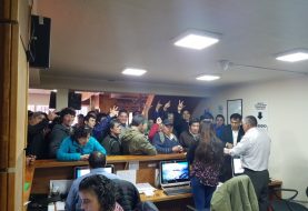 Ex trabajadores de las obras del CESFAM Dalcahue reciben pago de remuneraciones adeudadas por la empresa polonesa