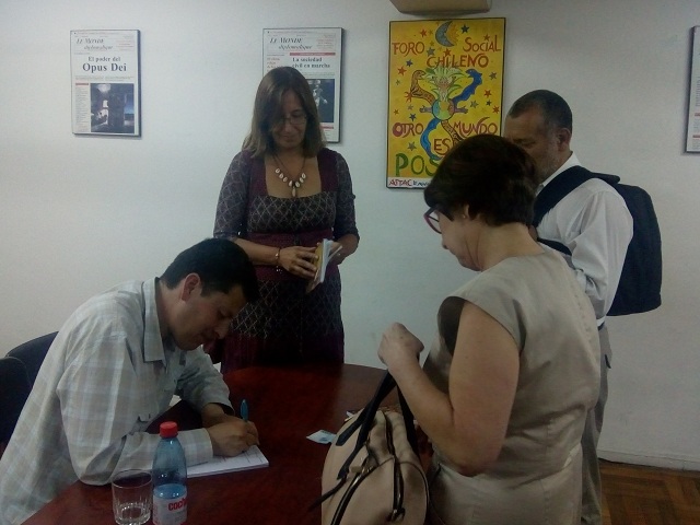 En Santiago se presento libro sobre  la matanza de Pampa Irigoin en marzo de 1969